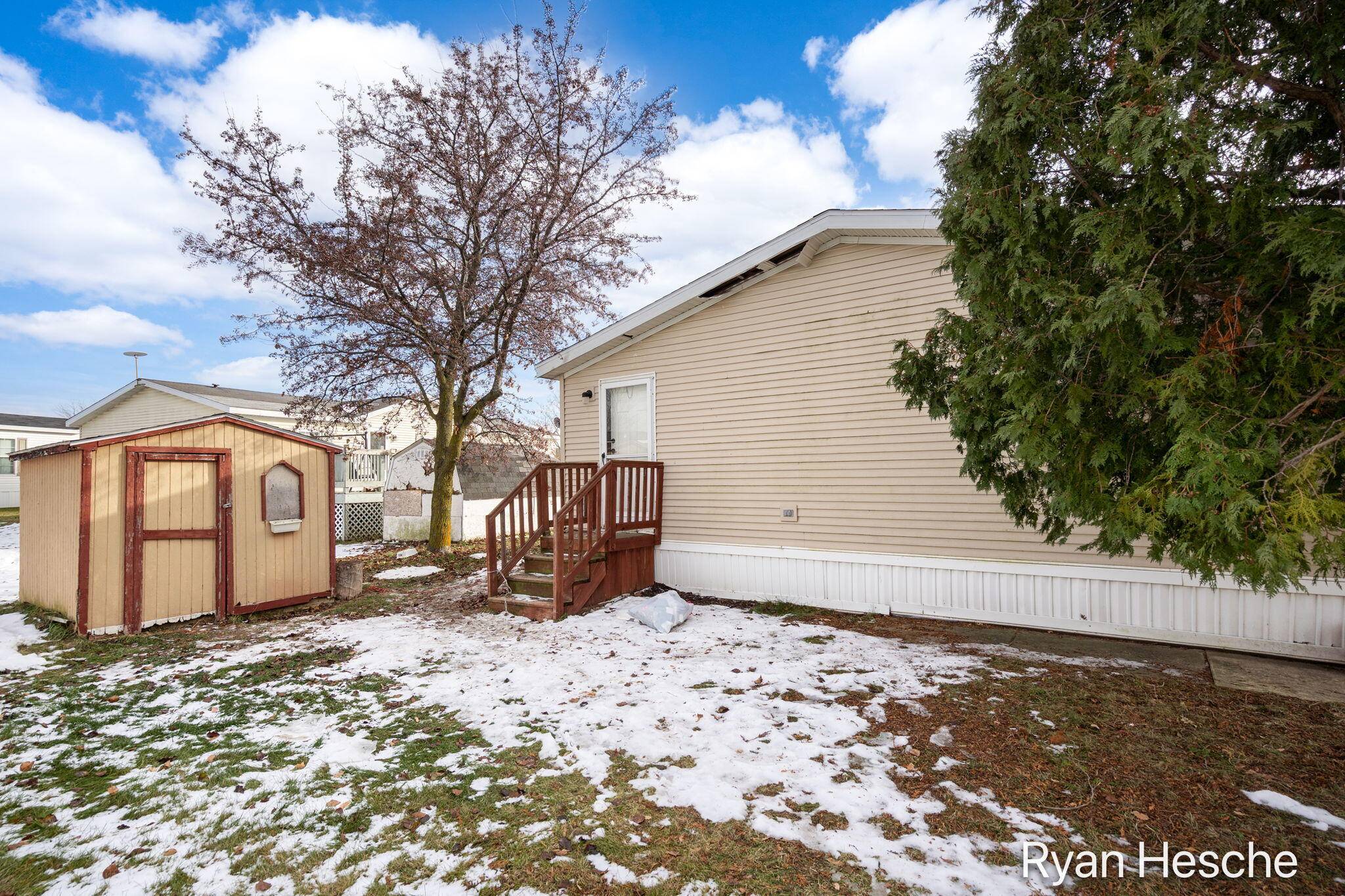 Ionia, MI 48846,360 E Tuttle RD #82