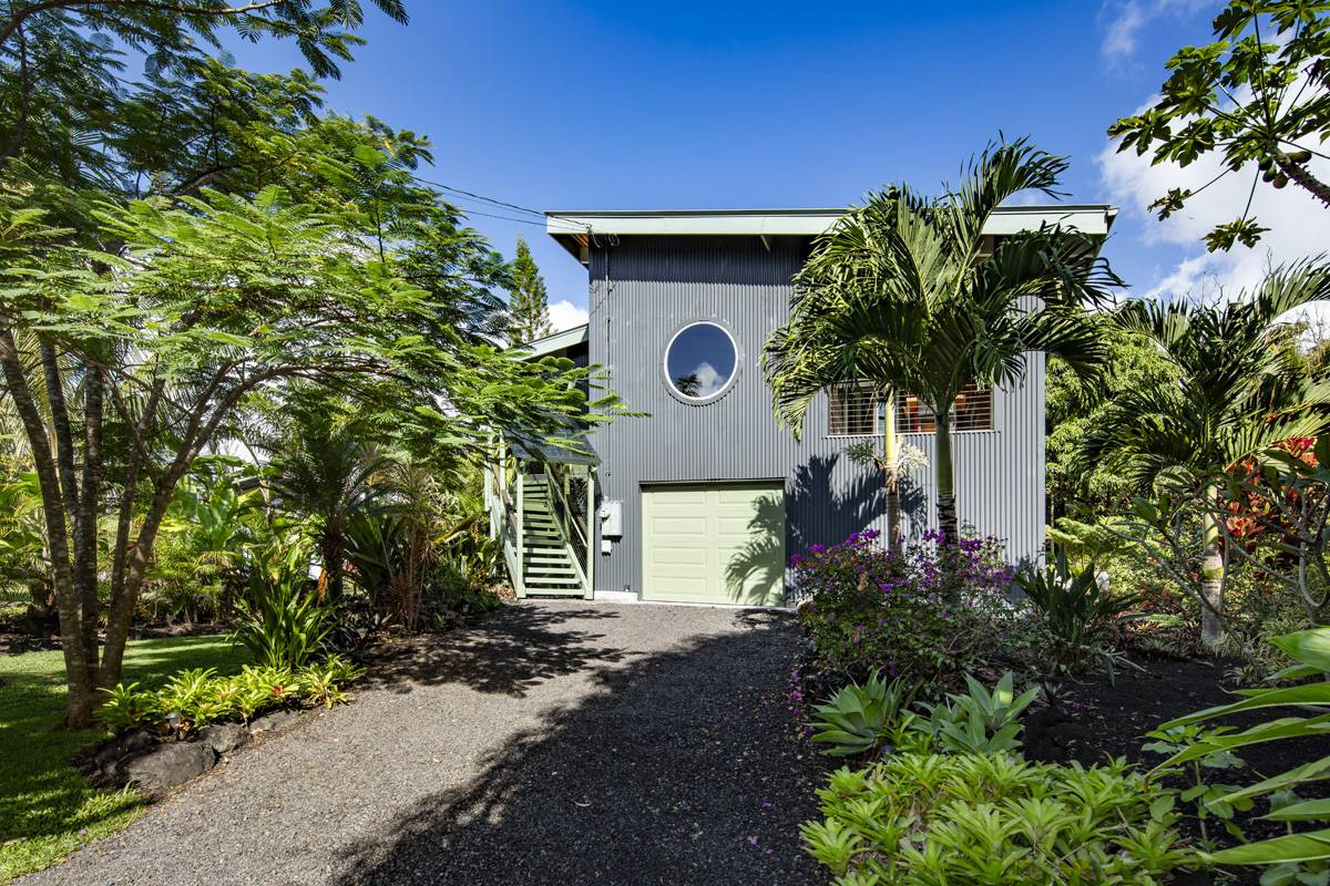 Pahoa, HI 96778,12-7002 HOEUNALU ST