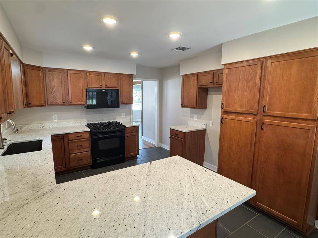 Shreveport, LA 71105,459 Atlantic Avenue