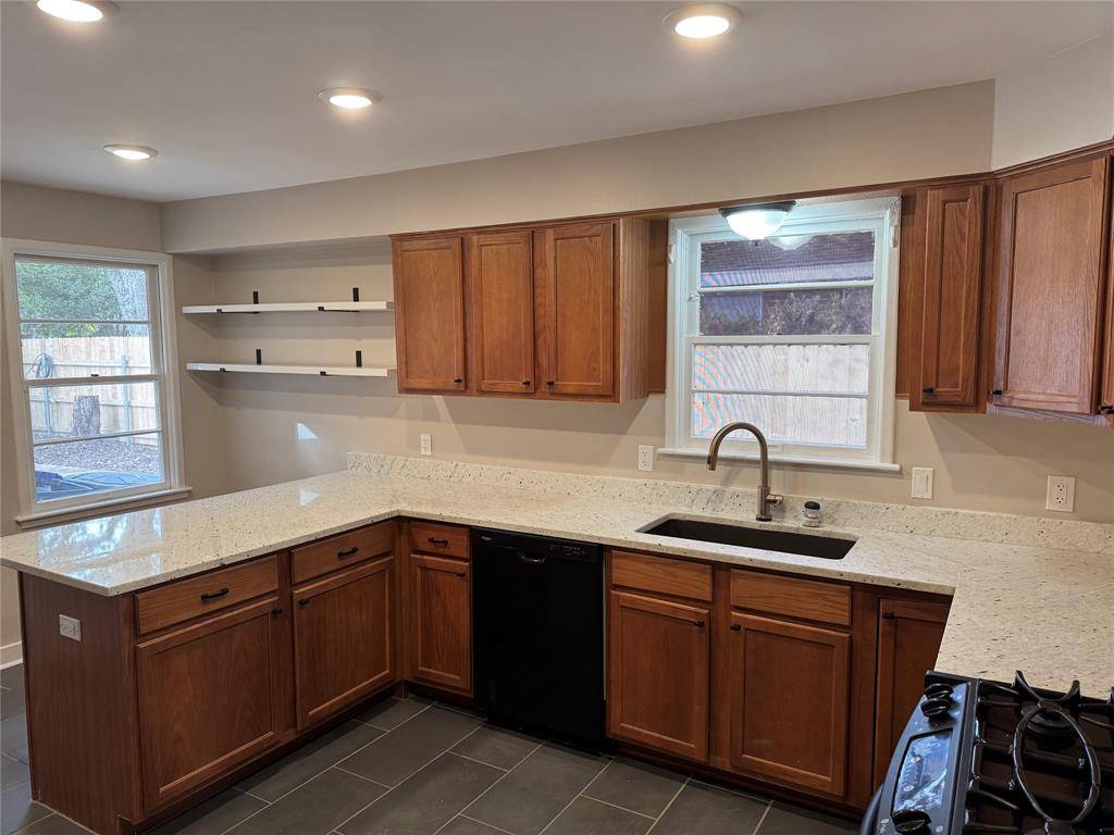 Shreveport, LA 71105,459 Atlantic Avenue