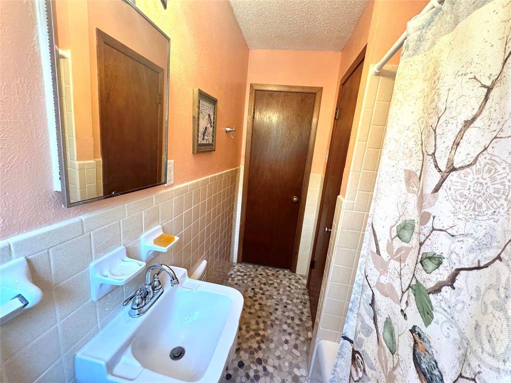 Gun Barrel City, TX 75156,108 Point O View Street