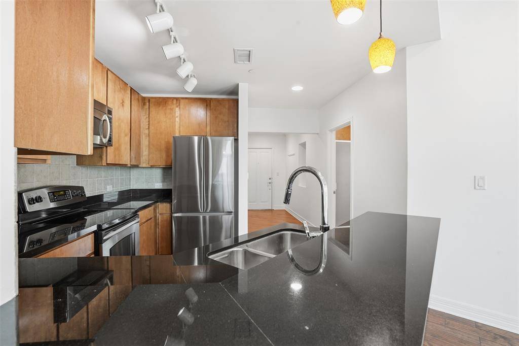 Fort Worth, TX 76102,500 Throckmorton Street #1409