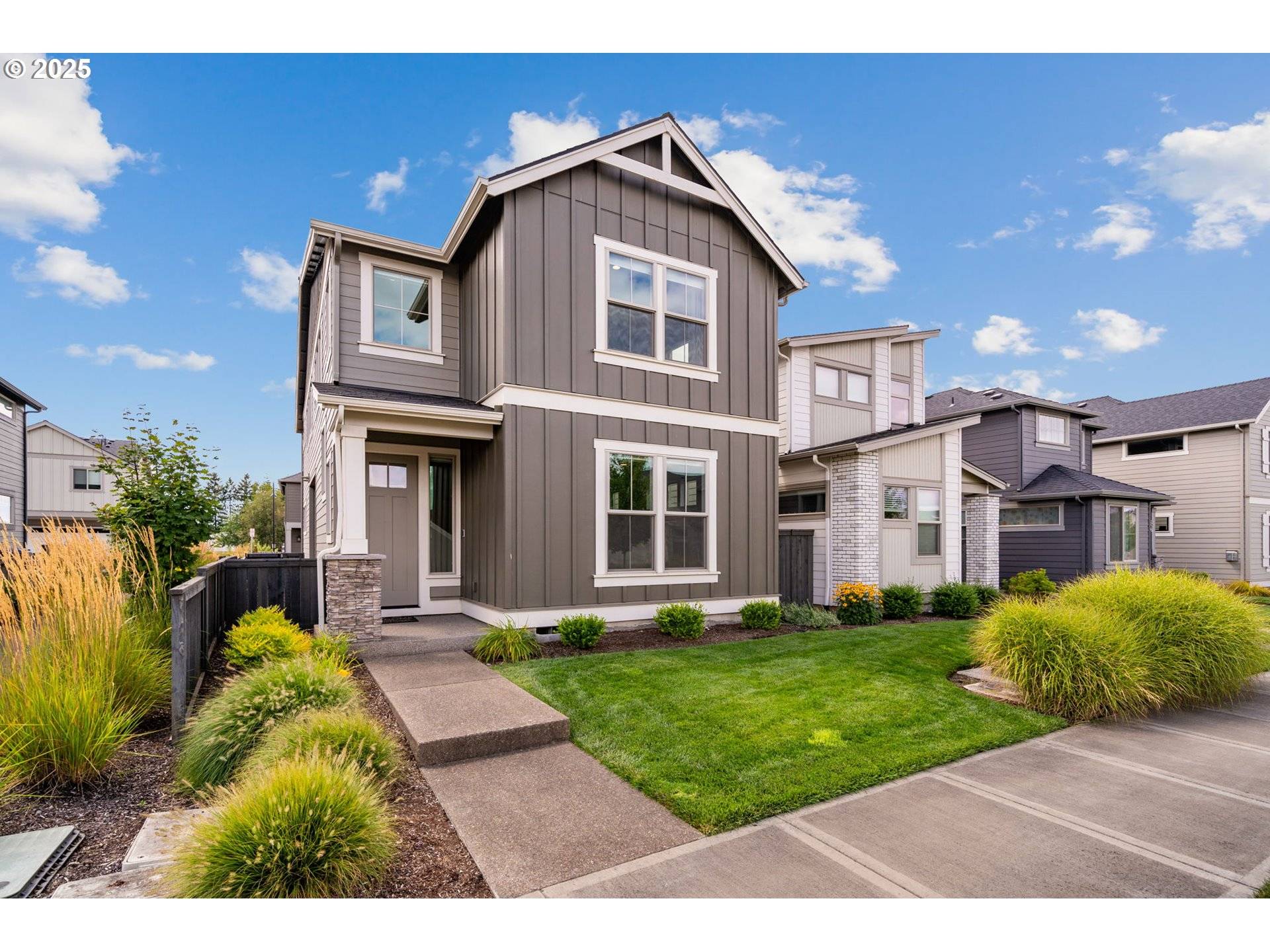 Hillsboro, OR 97123,8058 SE REDDINGTON ST