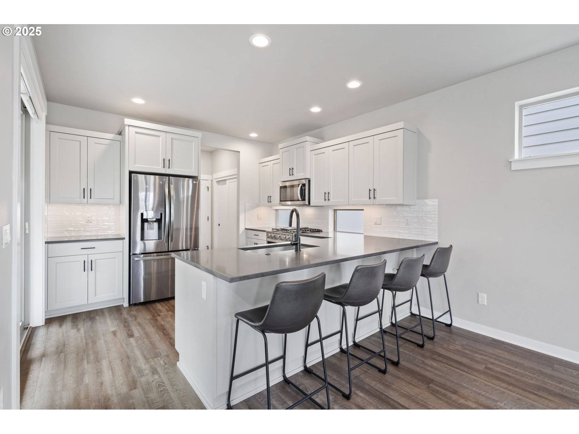 Hillsboro, OR 97123,8058 SE REDDINGTON ST