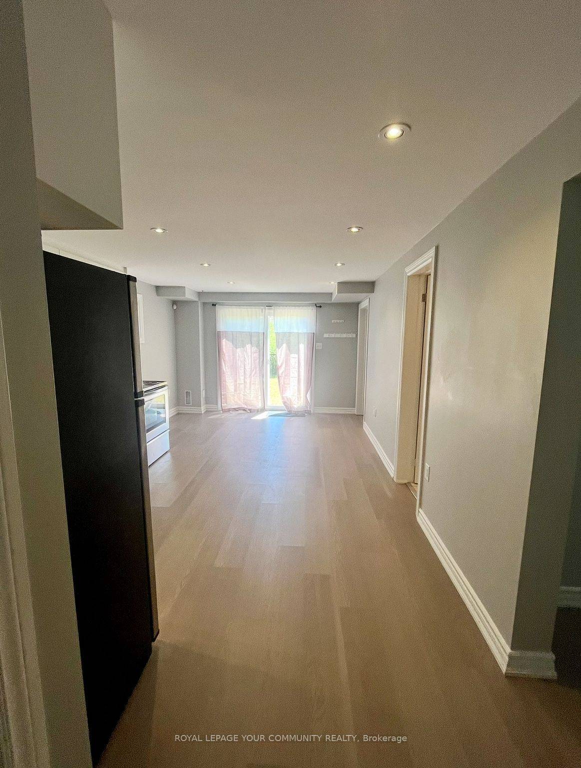 Innisfil, ON L9S 0H5,1385 Hunter ST