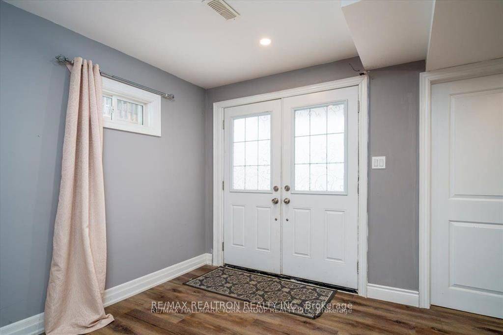 Innisfil, ON L9S 0K8,2045 Allison ST #Bsmt