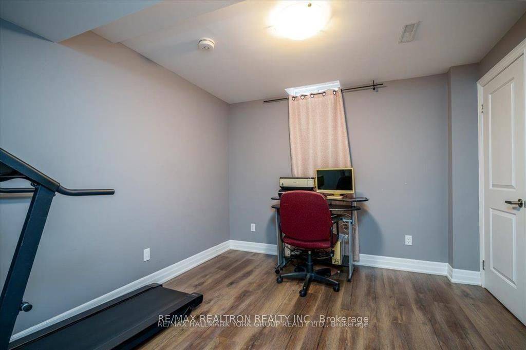 Innisfil, ON L9S 0K8,2045 Allison ST #Bsmt