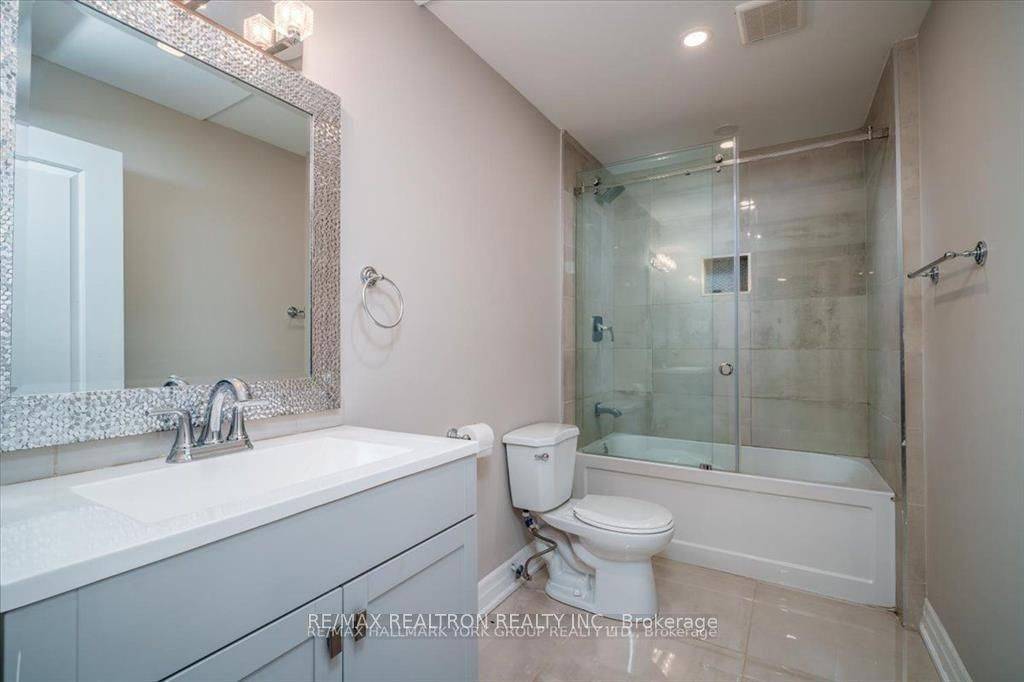 Innisfil, ON L9S 0K8,2045 Allison ST #Bsmt