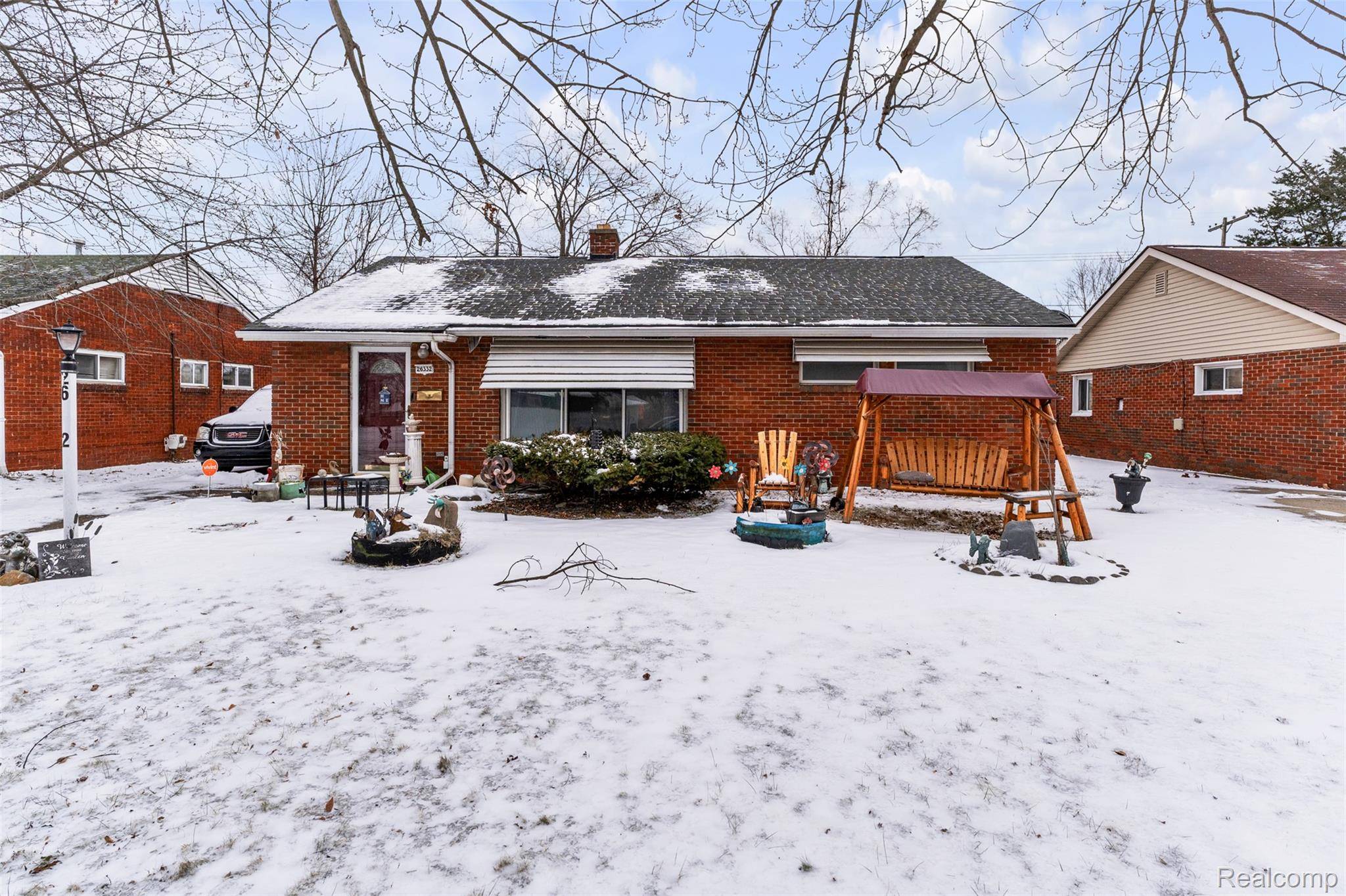 Roseville, MI 48066,26332 Dale CT