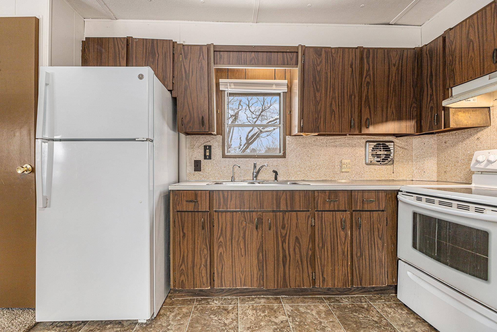 Mesick, MI 49668,200 N Clark ST