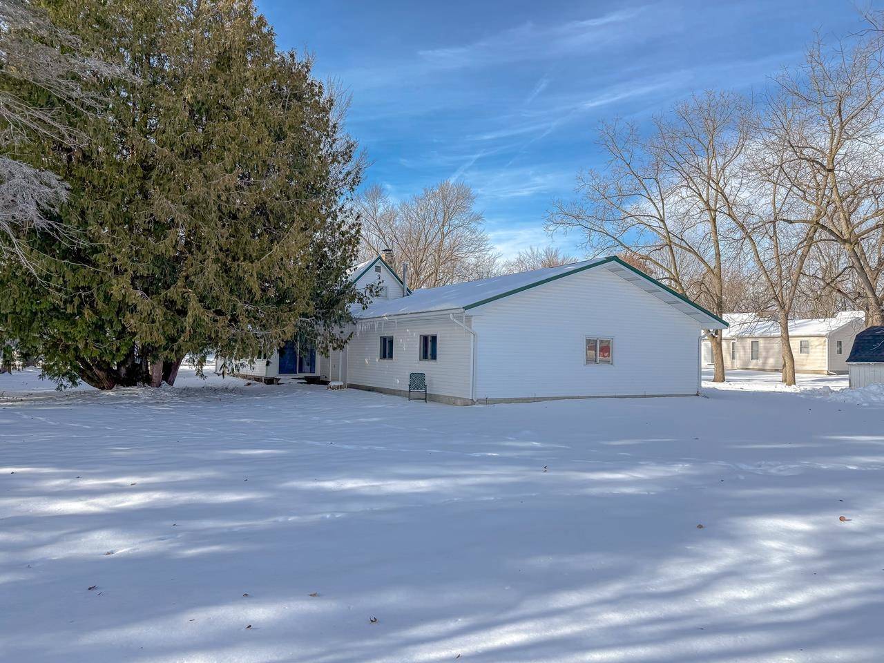 Coleman, MI 48618,210 Barbour