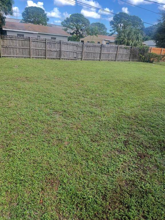 Miami Gardens, FL 33056,3615 NW 214th St