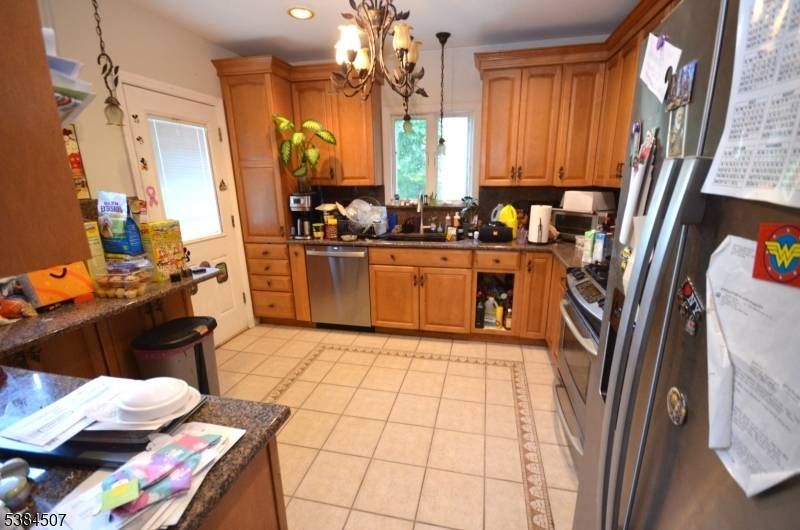 Garwood Boro, NJ 07027,443 Pine Ave