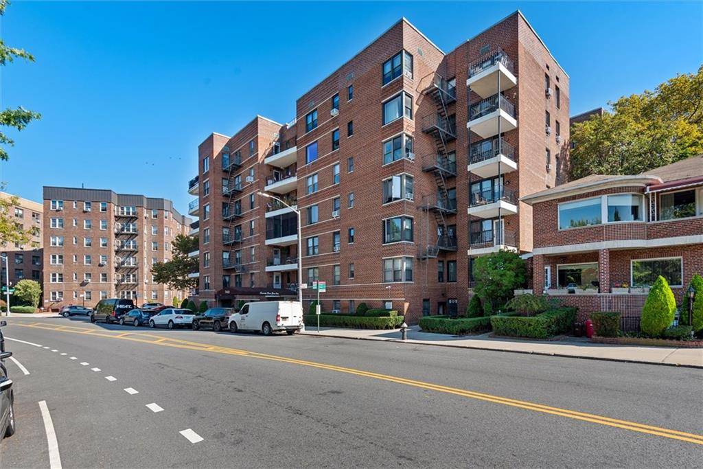 Bay Ridge, NY 11209,7401 Shore RD #1E