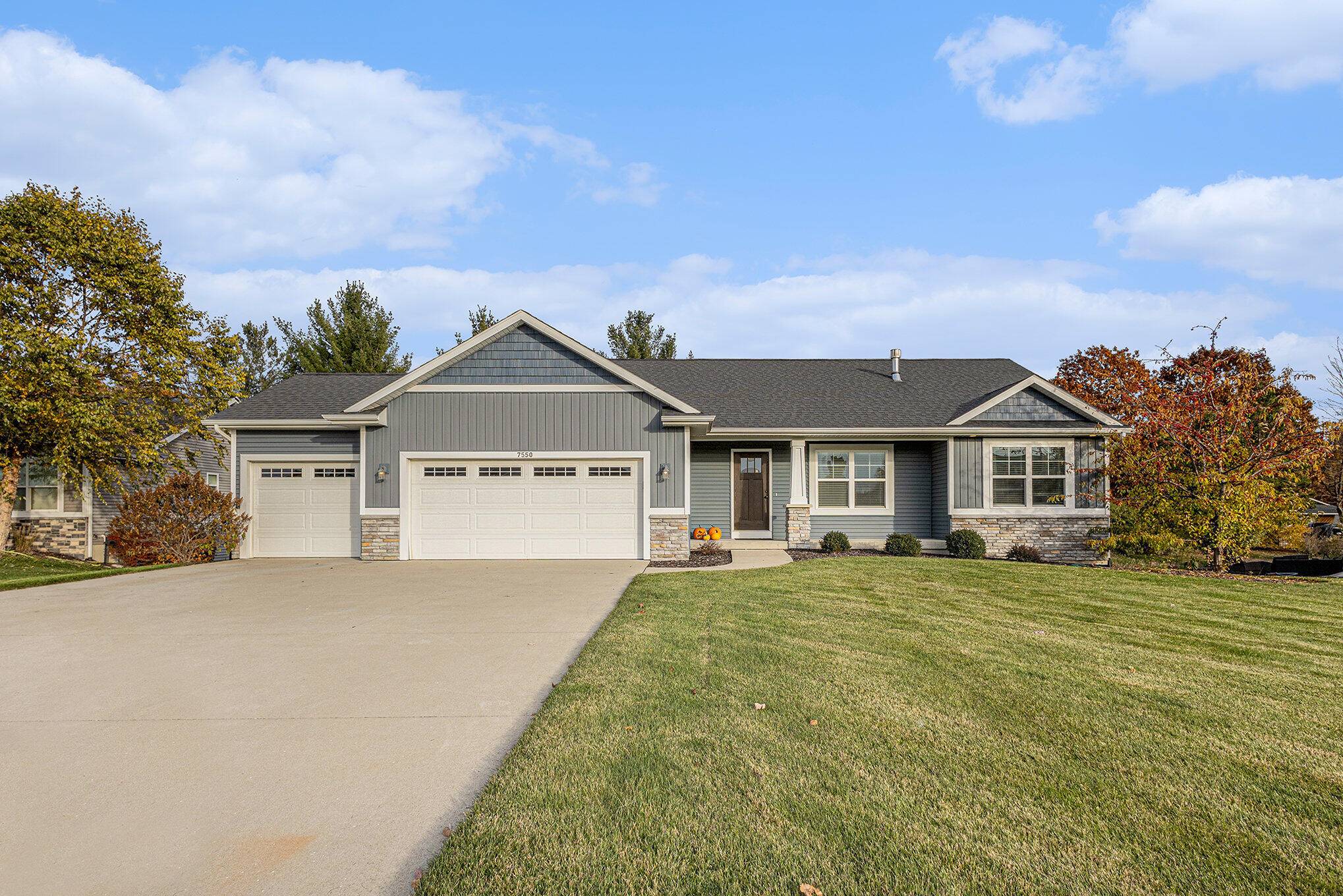 Hudsonville, MI 49426,7550 Fox Meadow DR