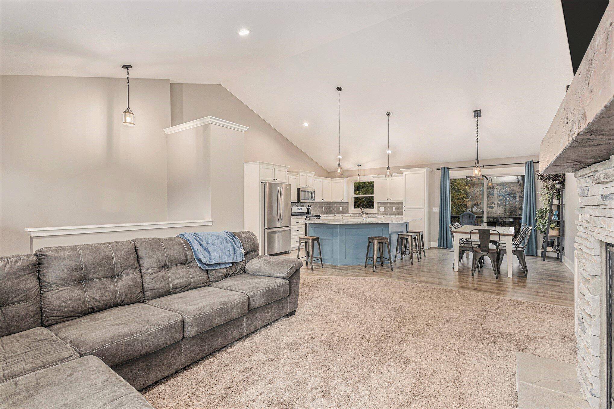 Hudsonville, MI 49426,7550 Fox Meadow DR