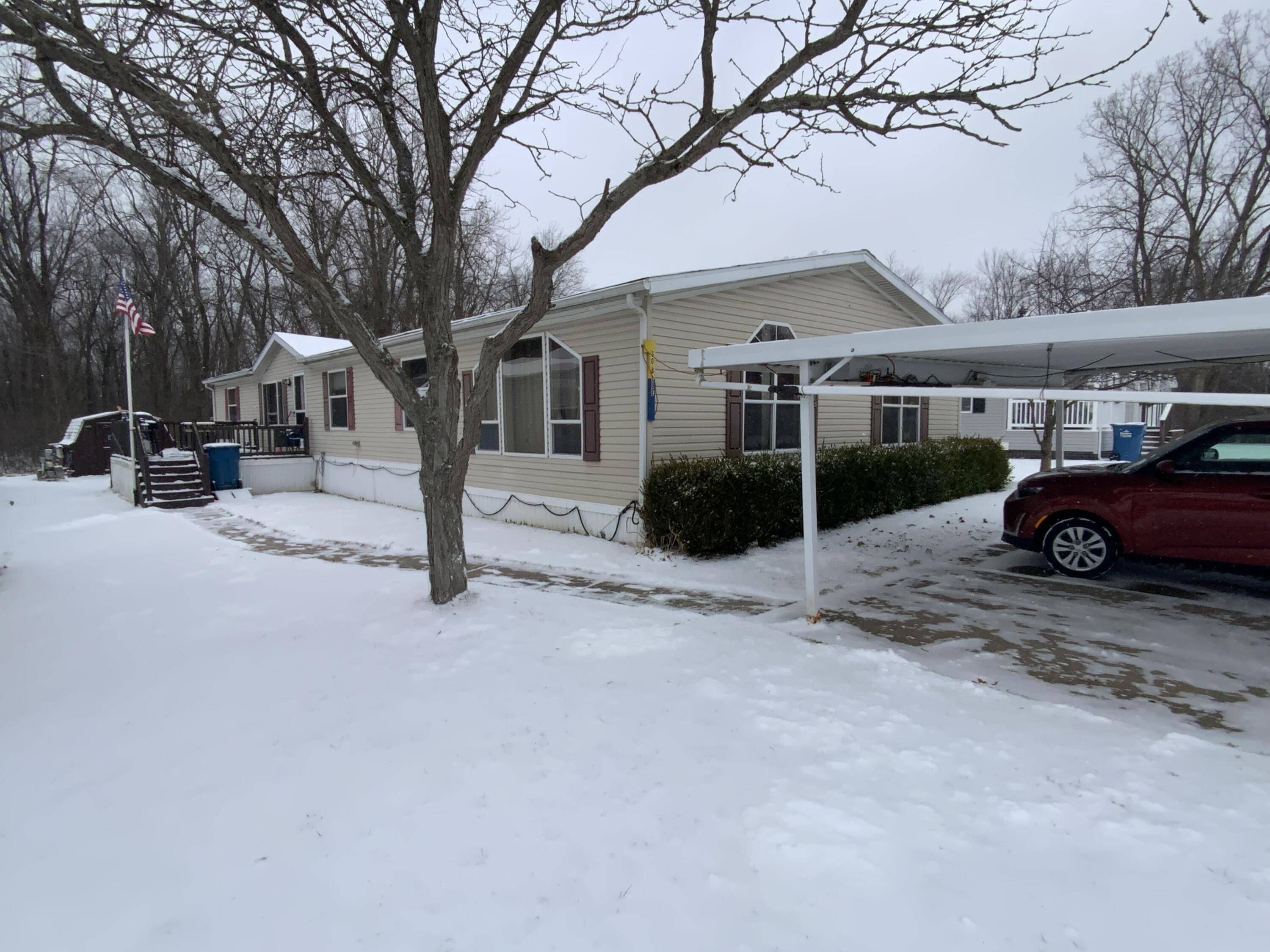 Jackson, MI 49201,3992 Shoreham DR