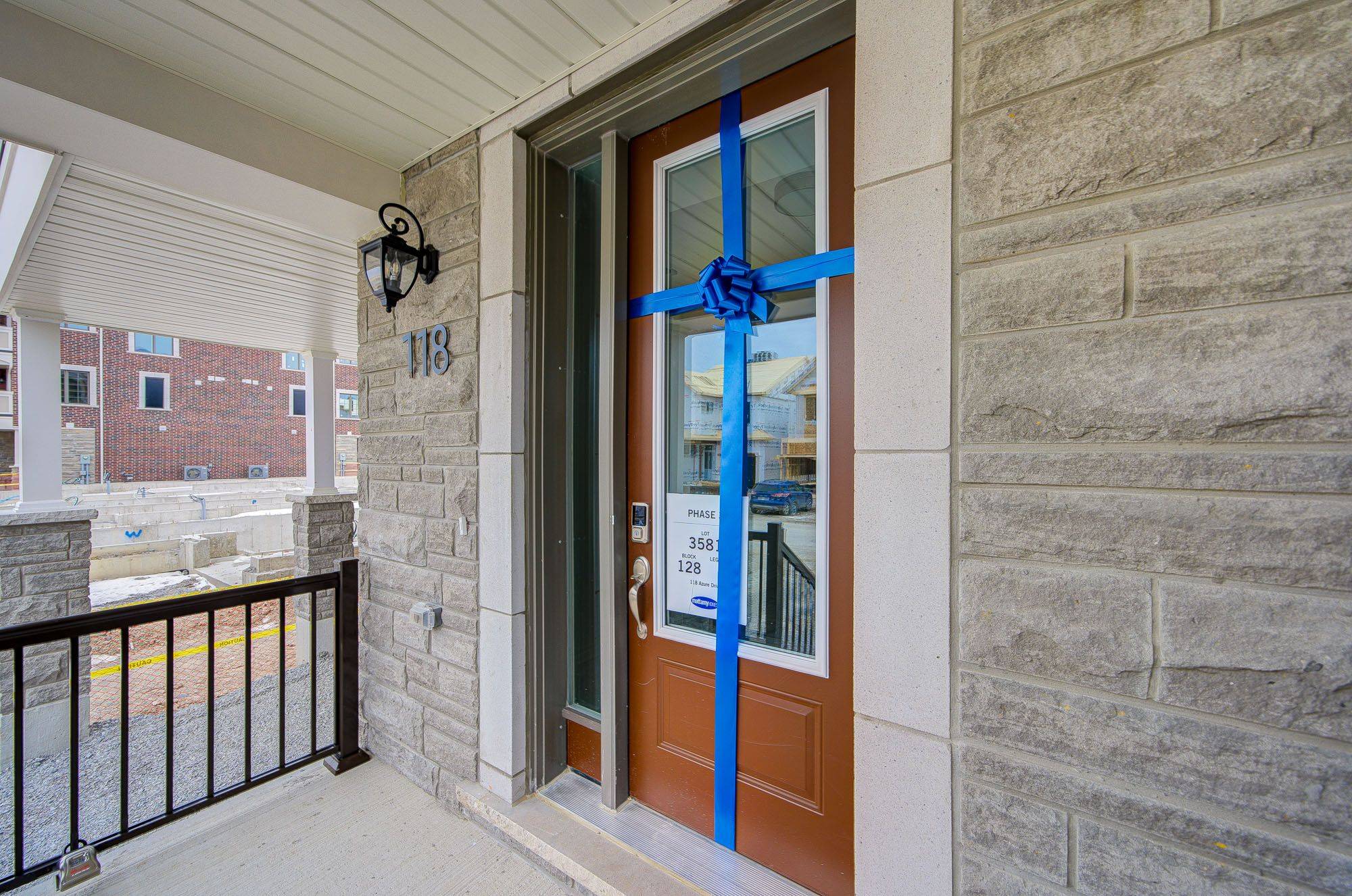 Markham, ON L6C 3M3,118 Azure DR