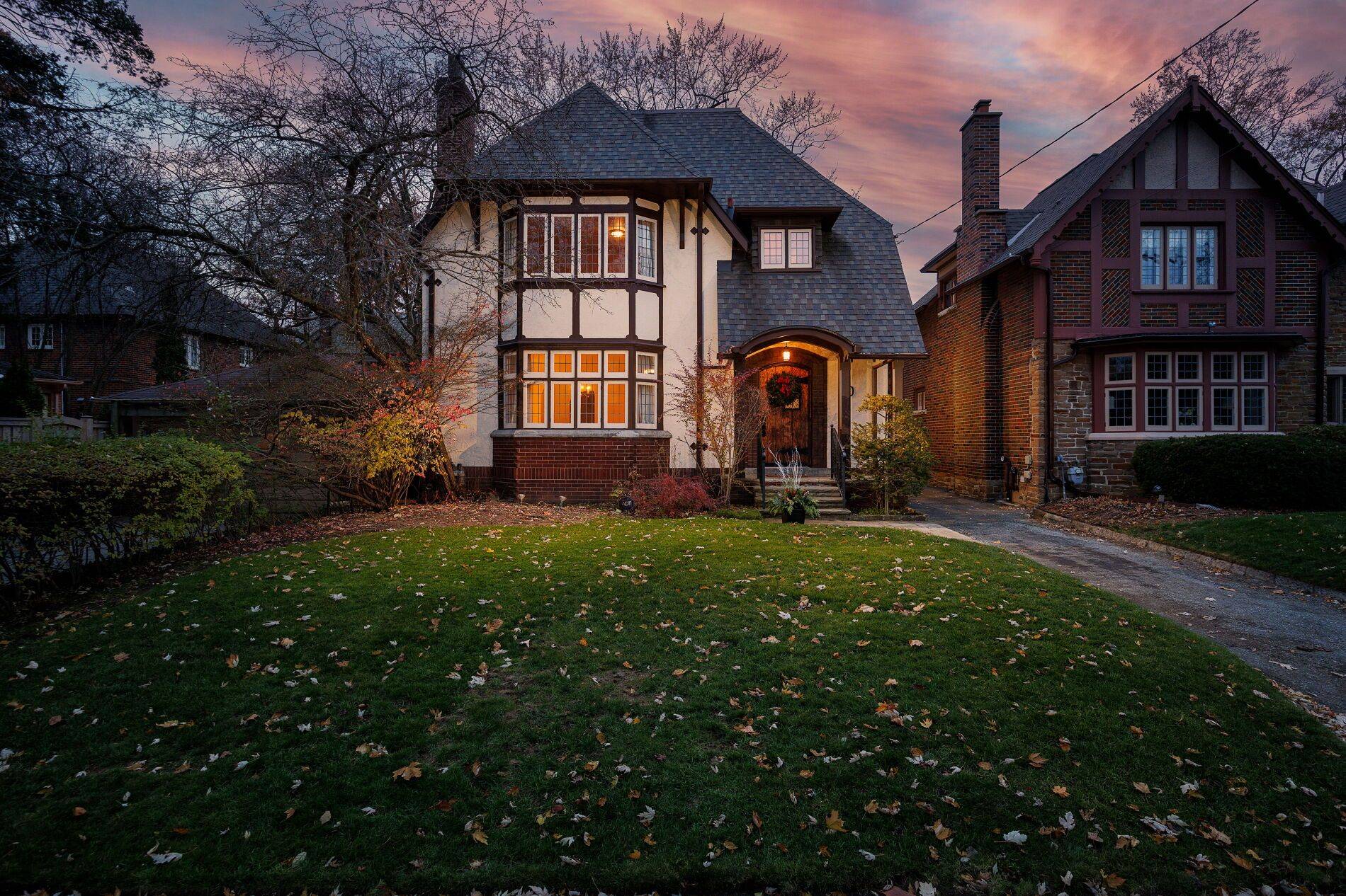 Toronto W08, ON M8X 2L3,50 Wendover RD