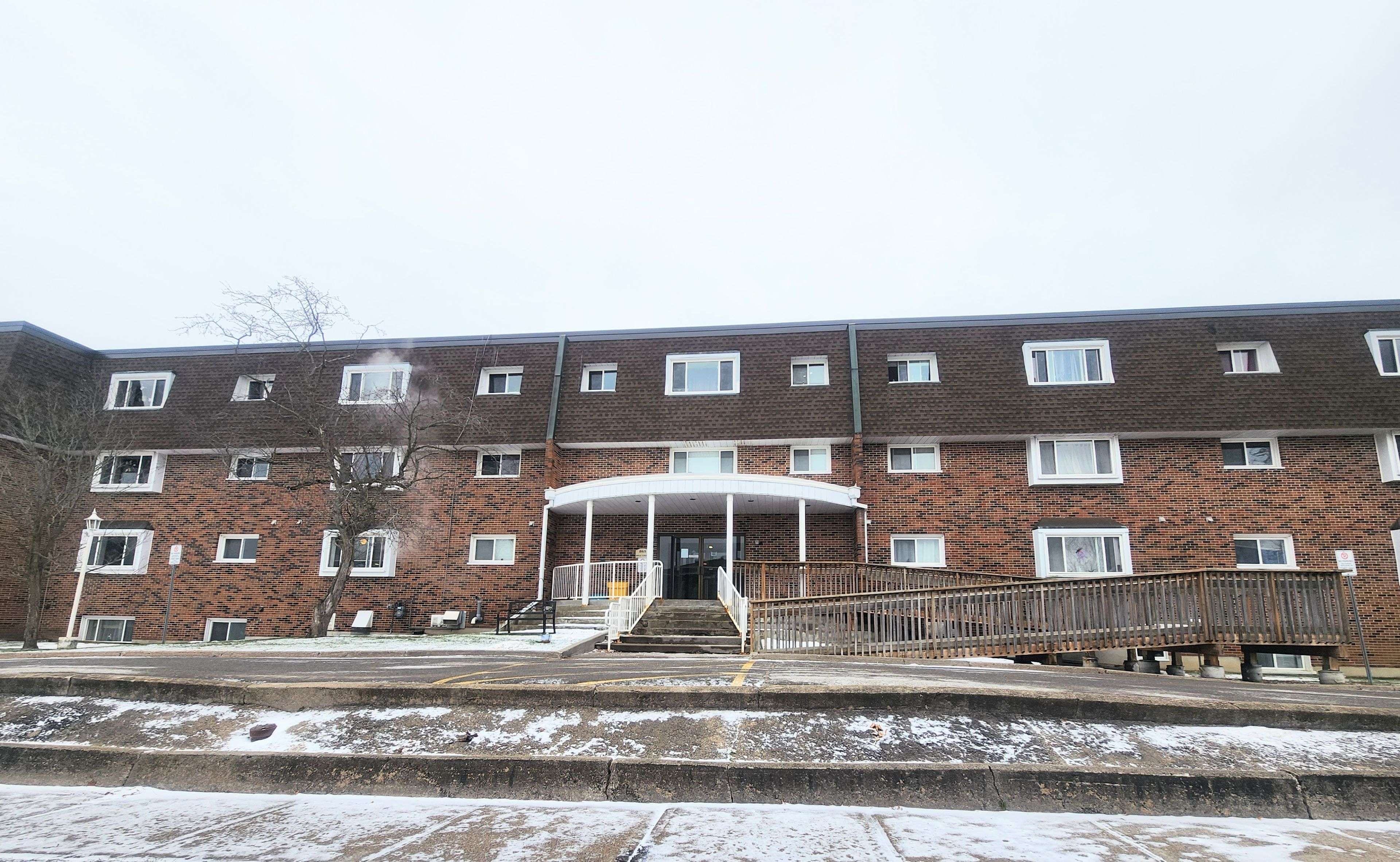 845 Kyle CT #409, Brockville, ON K6V 6K7