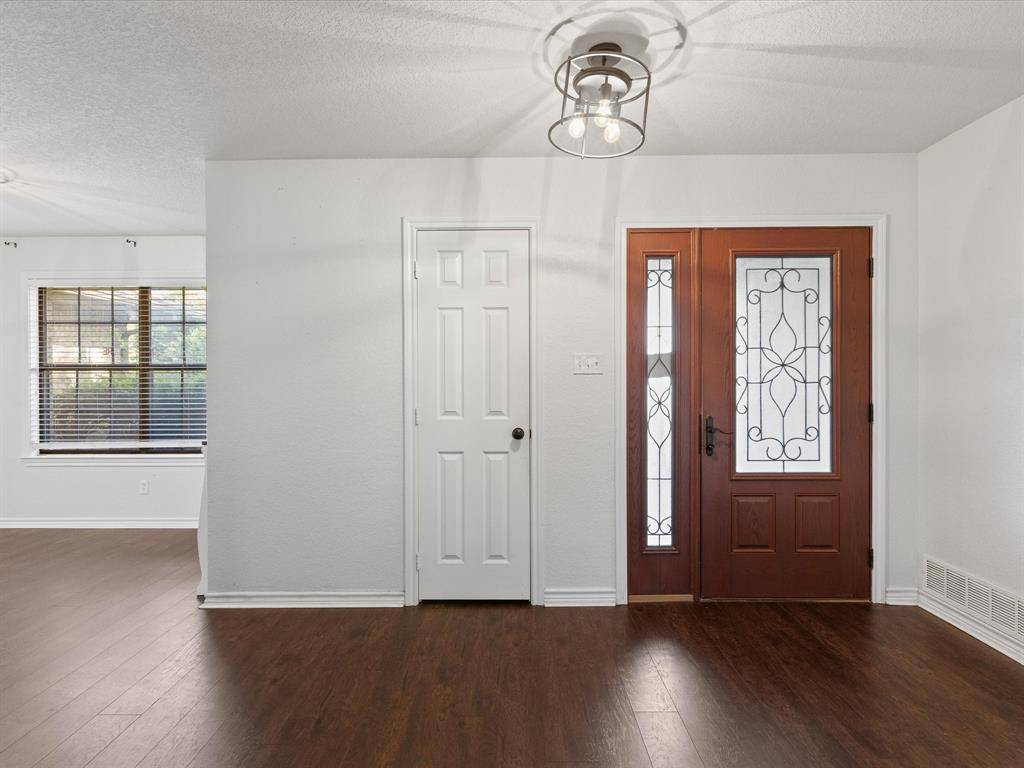 Decatur, TX 76234,402 Brookview Drive