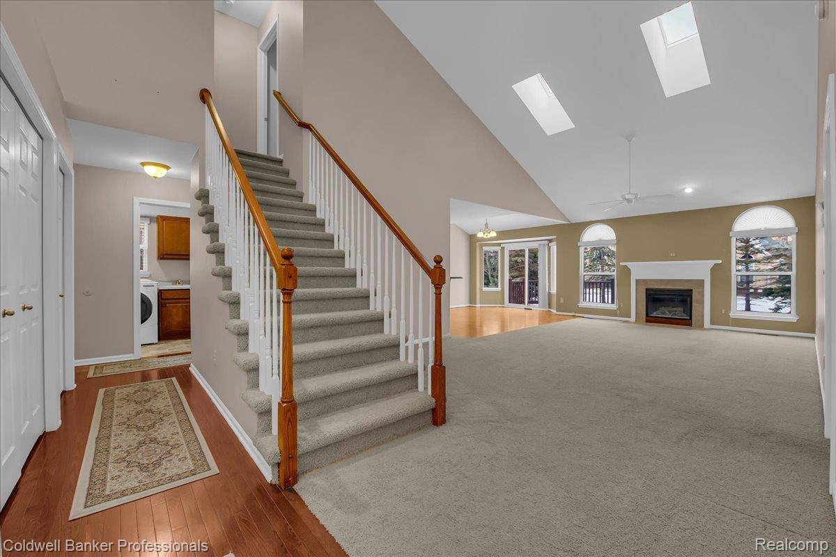 New Hudson, MI 48165,28167 Belmonte DR