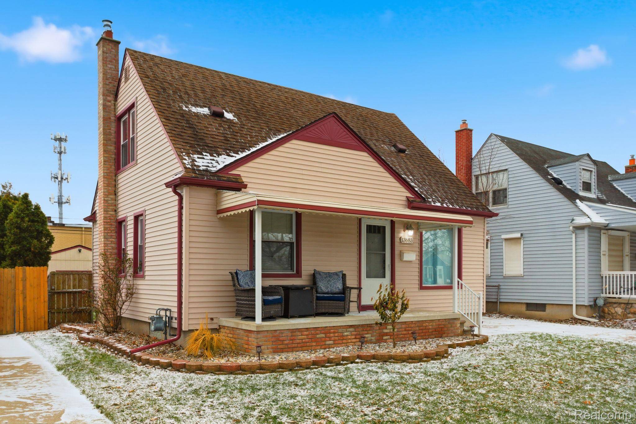 Southgate, MI 48195,13683 Callender ST