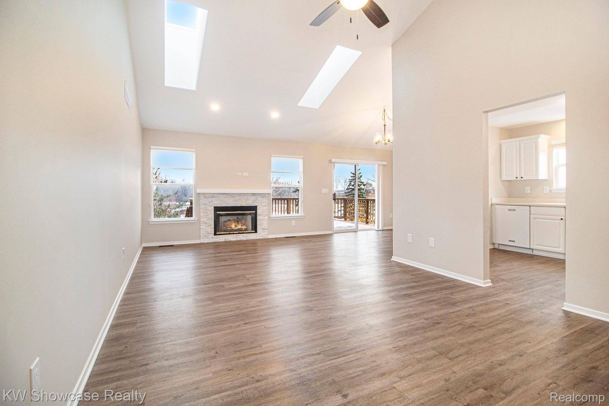 Commerce Twp, MI 48390,136 Shore Brook LN