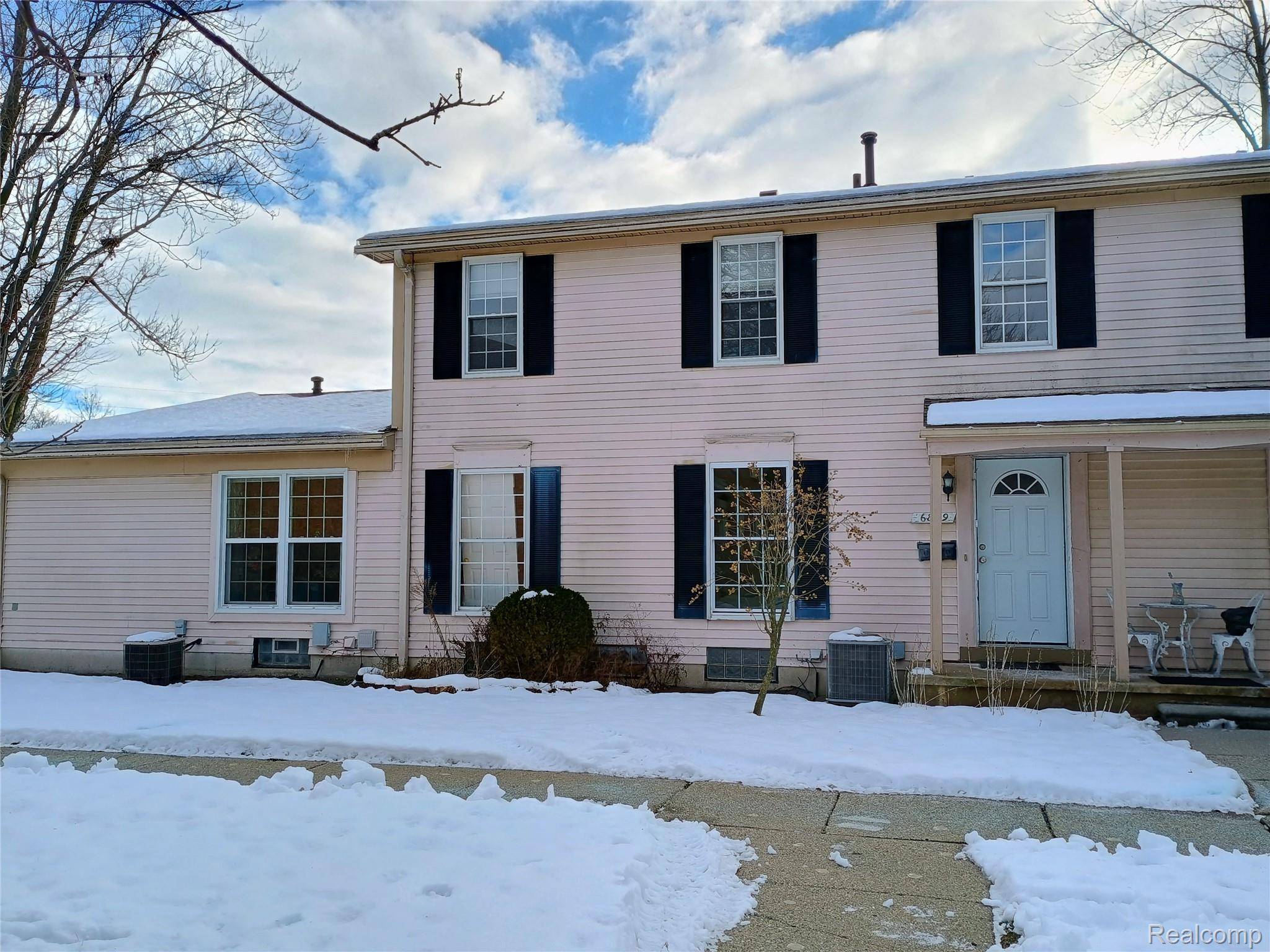 Canton, MI 48187,6839 New Providence WAY