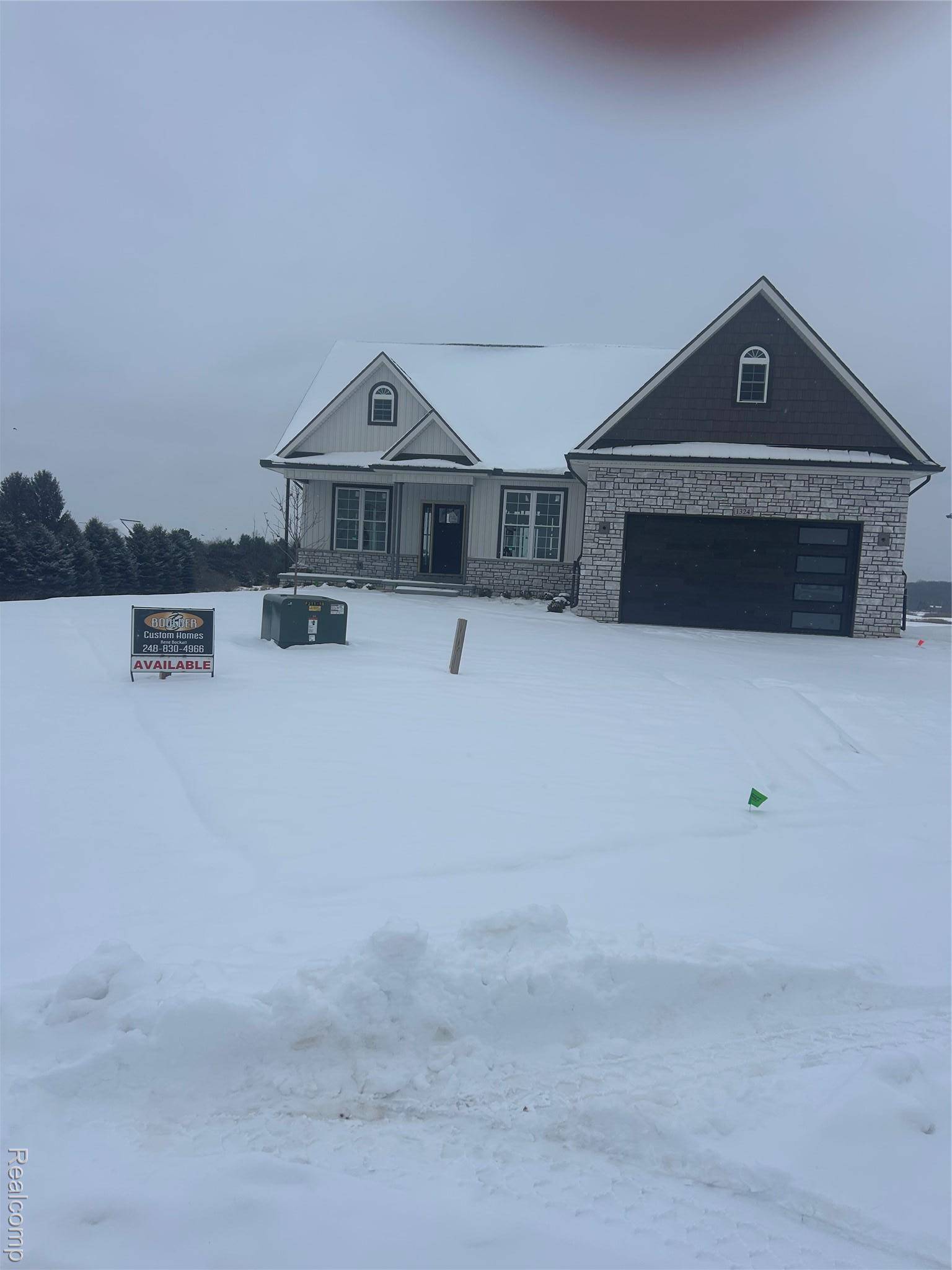 Metamora, MI 48455,1324 Pinehurst CT