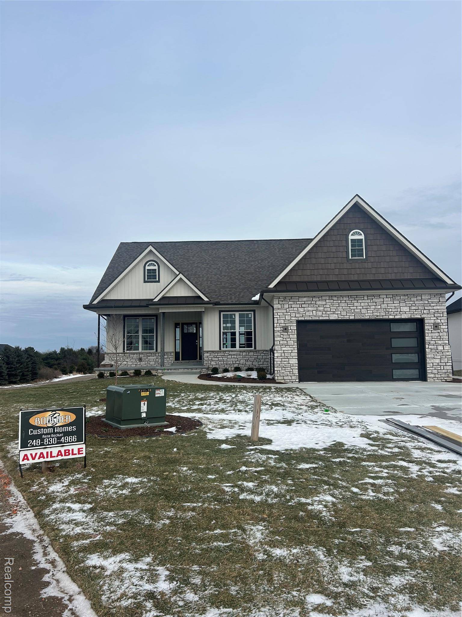 Metamora, MI 48455,1324 Pinehurst CT