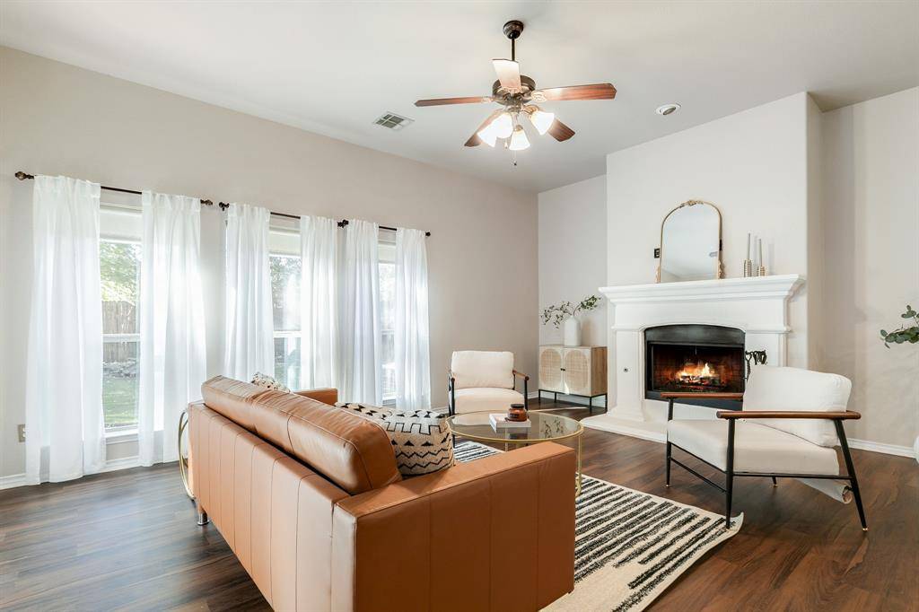 Mckinney, TX 75072,9405 National Pines Drive