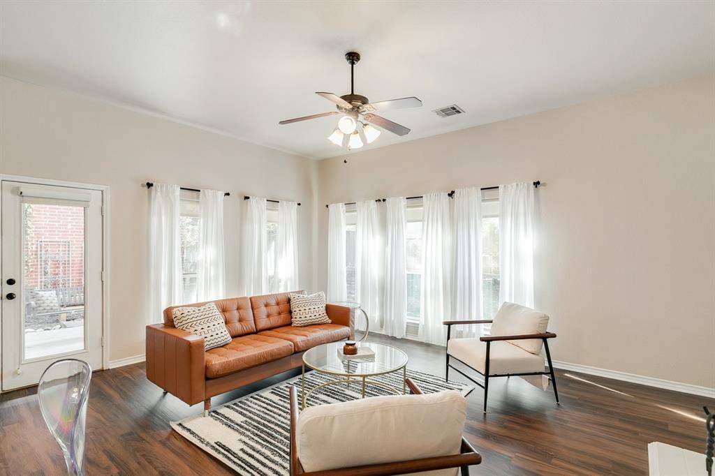 Mckinney, TX 75072,9405 National Pines Drive