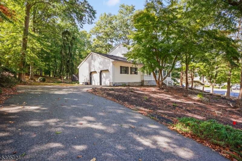 Marlboro Twp., NJ 07746,34 Brookside Cir
