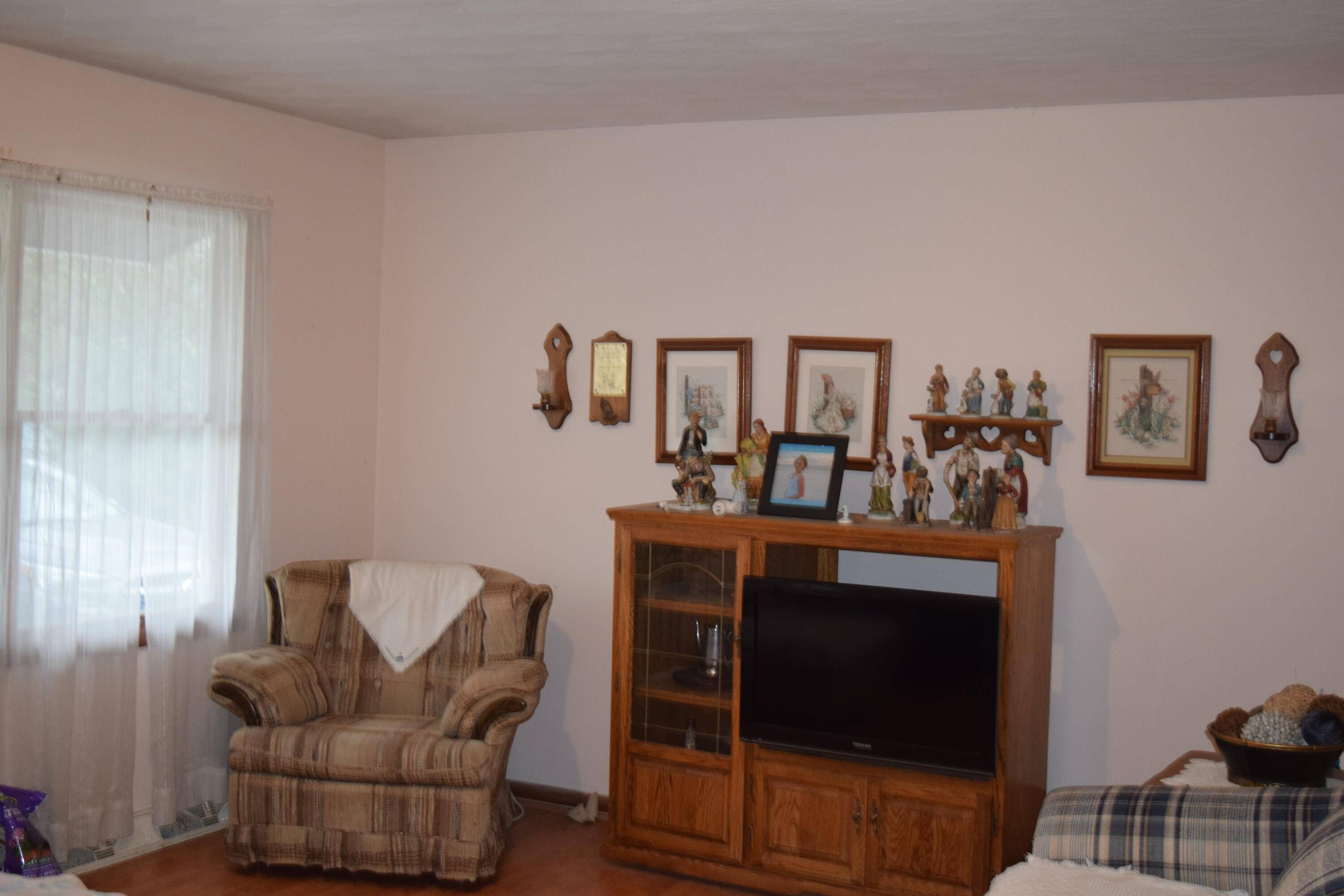 Sturgis, MI 49091,909 Merryview DR