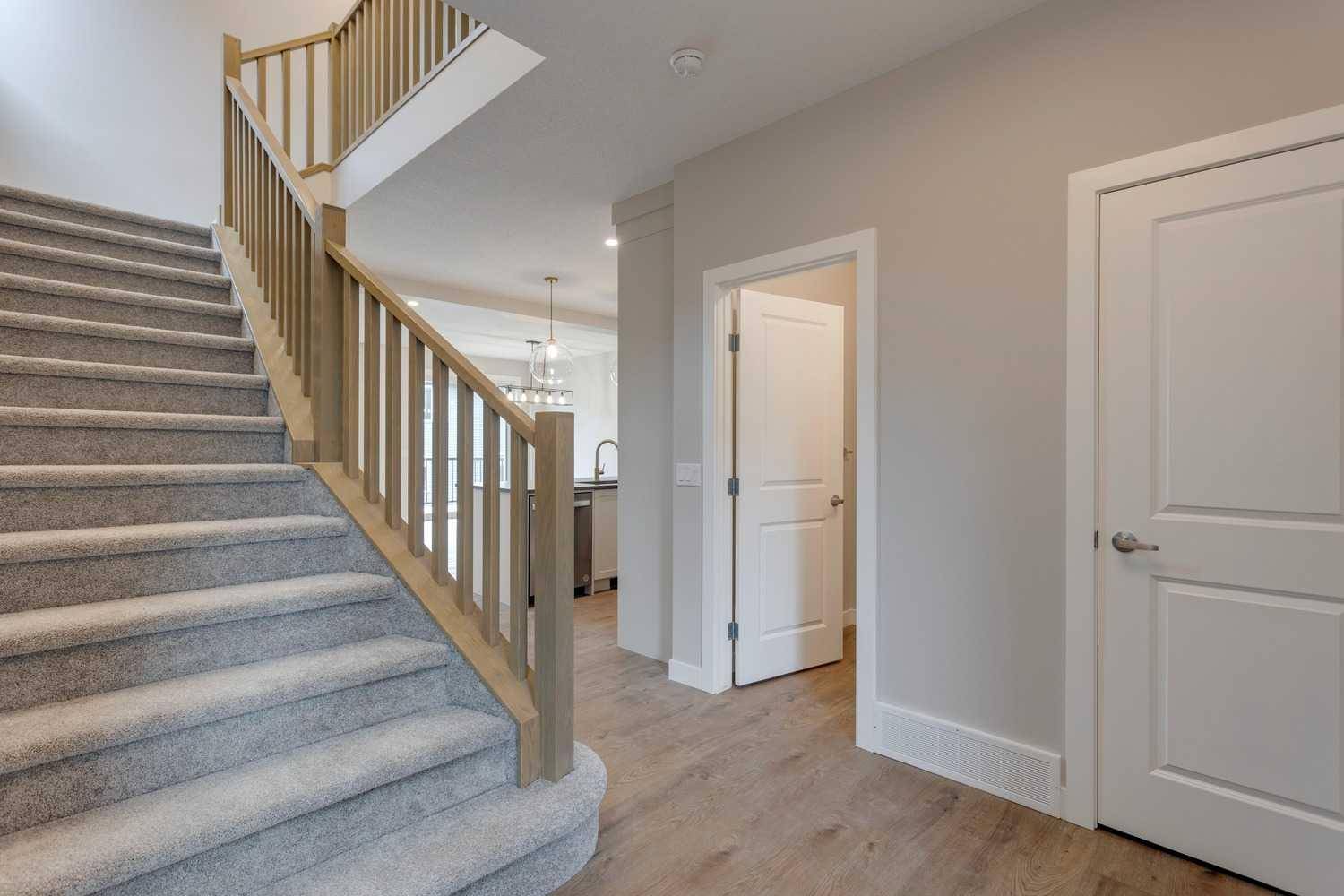 Airdrie, AB T4B3N8,1478 Bayview PT SW