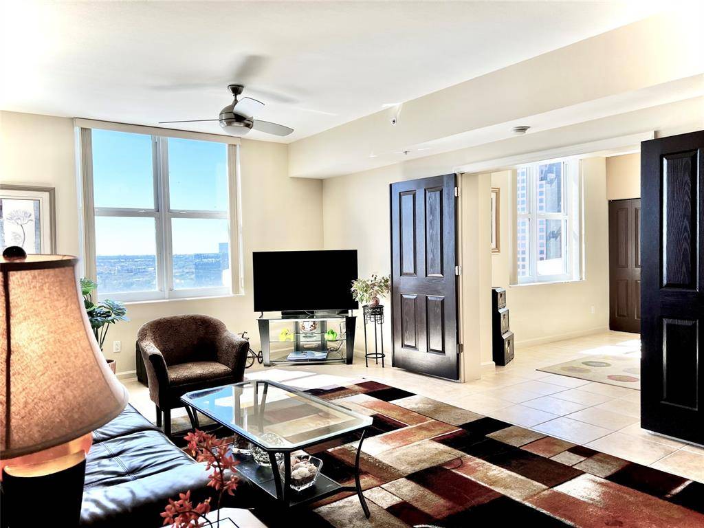 Fort Lauderdale, FL 33301,511 5TH AV #2006