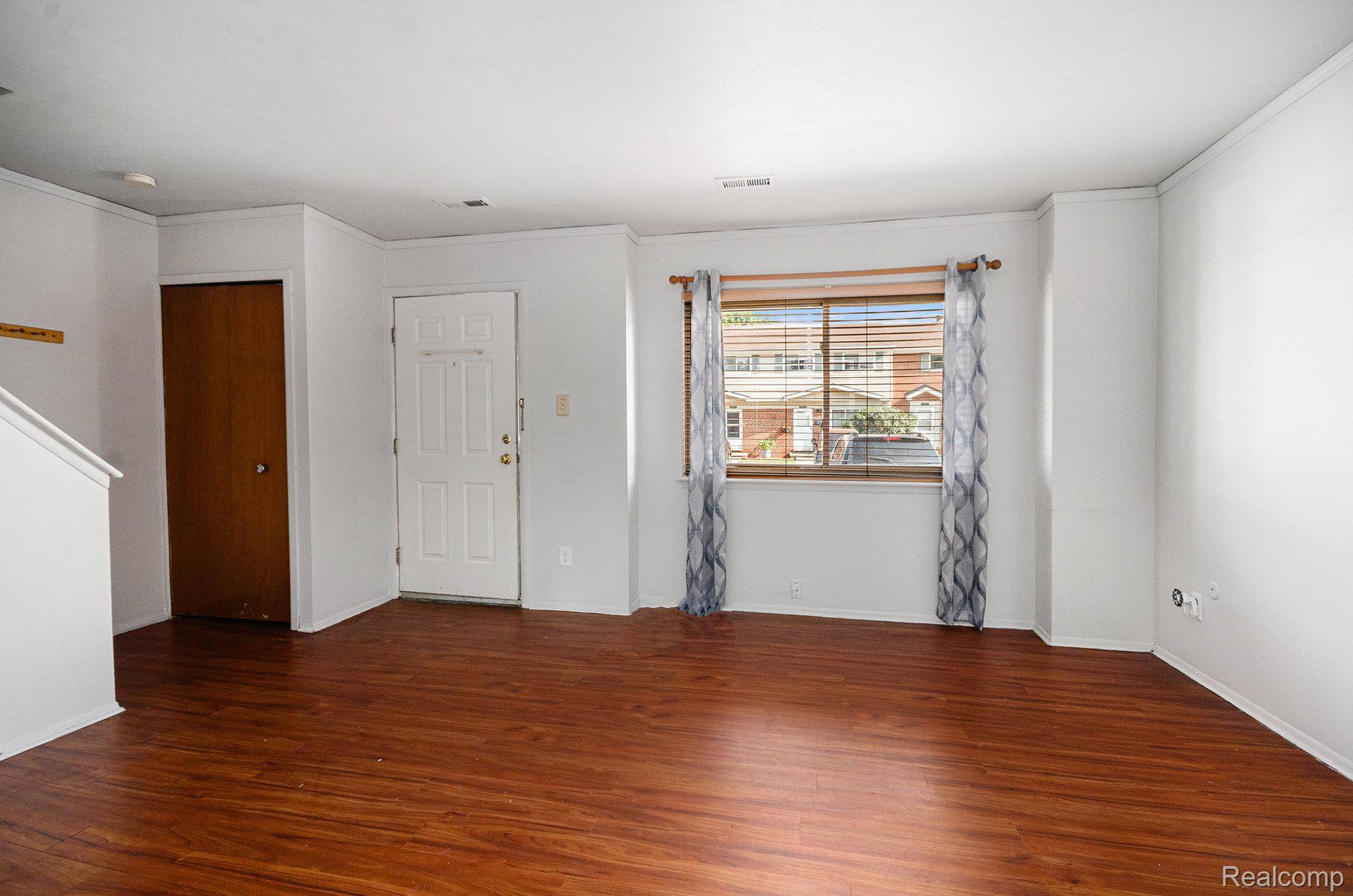 Roseville, MI 48066,25634 Lexington LN