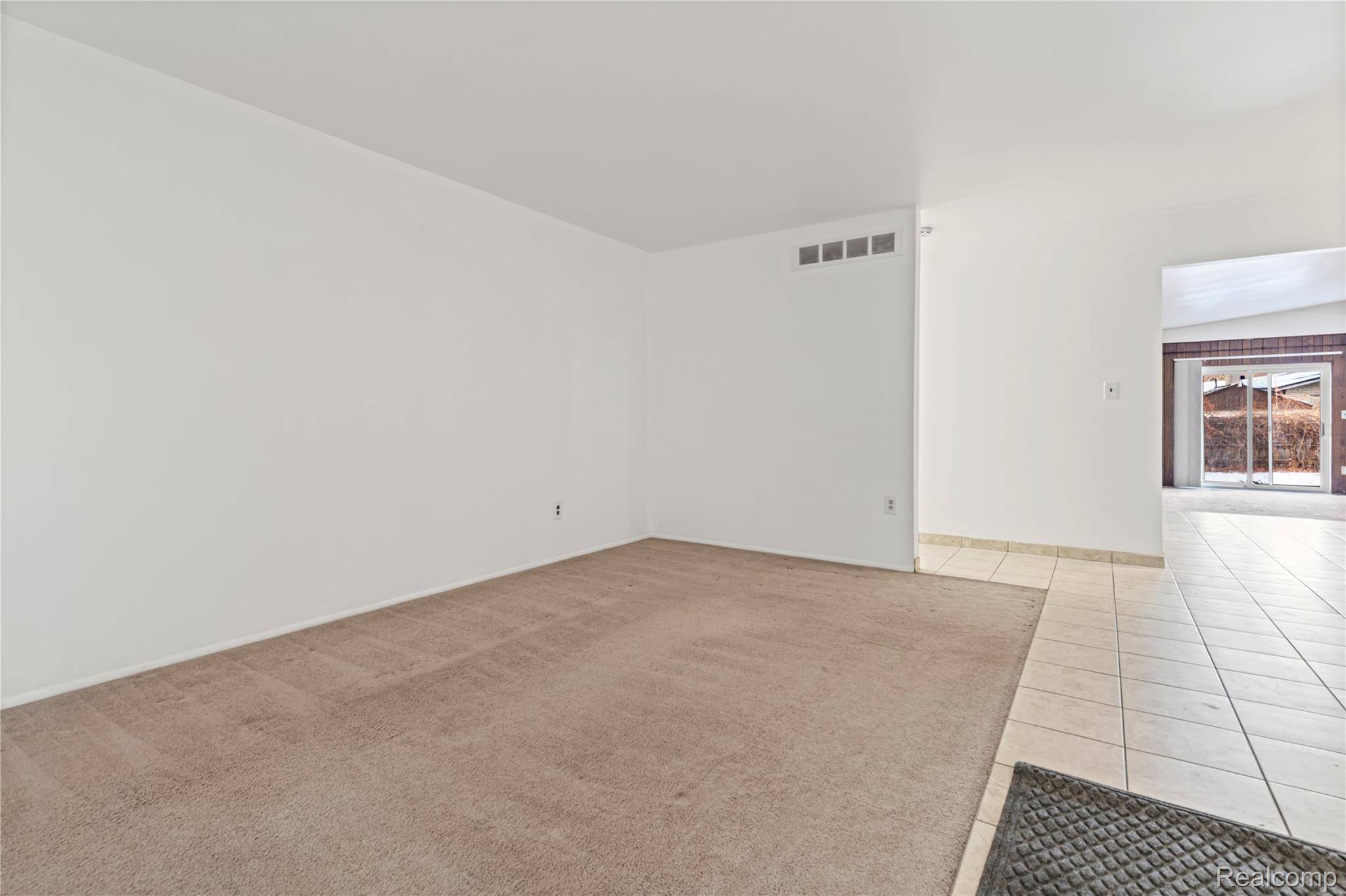 Sterling Heights, MI 48310,4681 Dickson DR