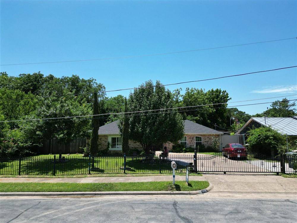 Dallas, TX 75217,1825 E Shore Drive