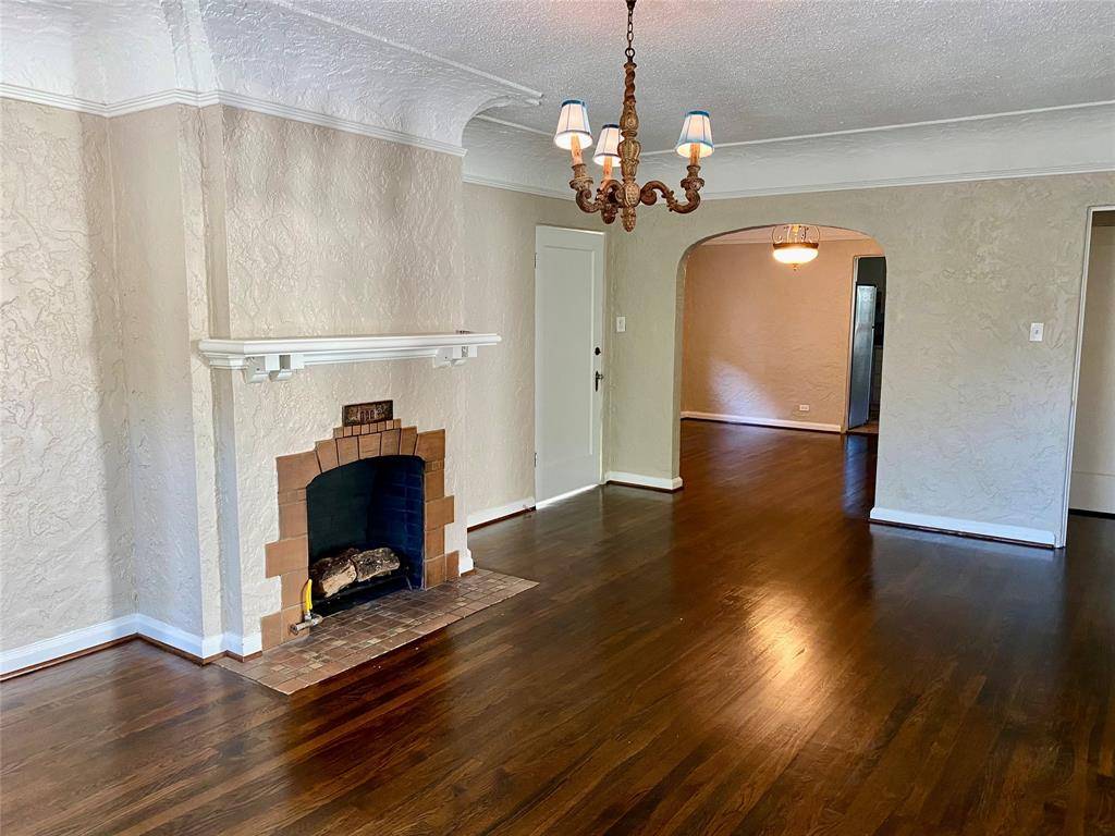 Dallas, TX 75214,6245 Richmond Avenue