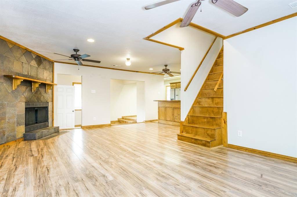 Ferris, TX 75125,206 E 5th Street