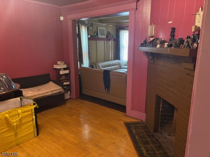 East Orange City, NJ 07018,141 Shepard Ave