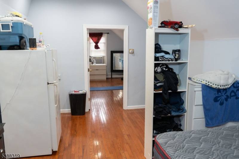 Elizabeth City, NJ 07206,643 Elizabeth Ave