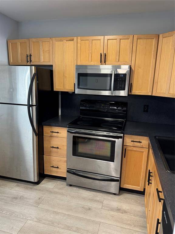 Deerfield Beach, FL 33064,1101 Crystal Lake Dr #609