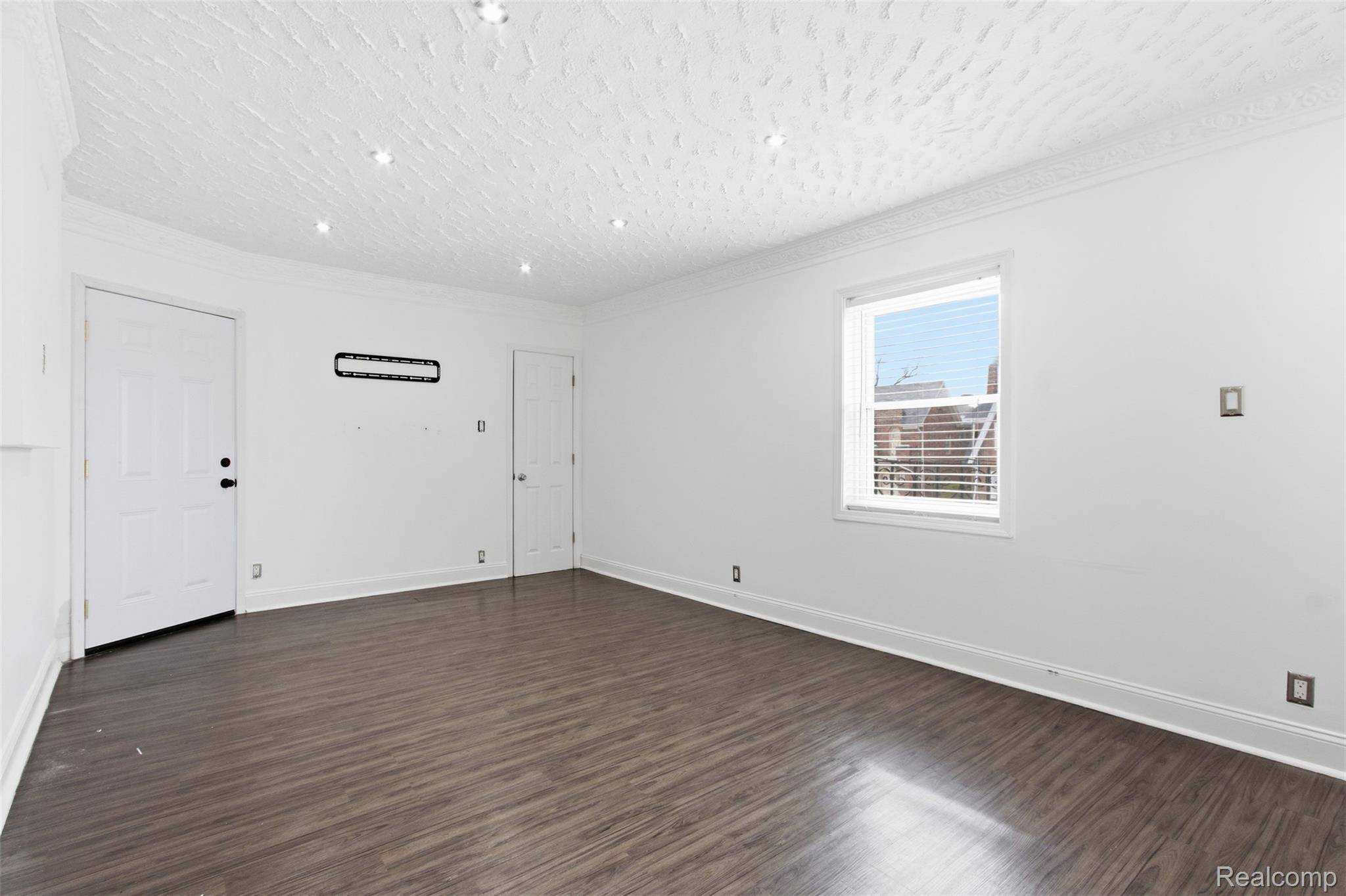 Detroit, MI 48221,17532 Wisconsin ST