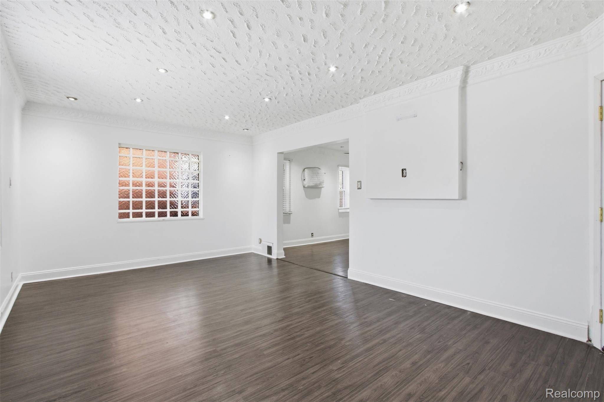 Detroit, MI 48221,17532 Wisconsin ST