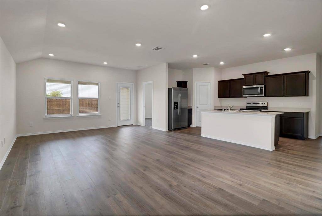 Sherman, TX 75020,3428 Sweetwater Way