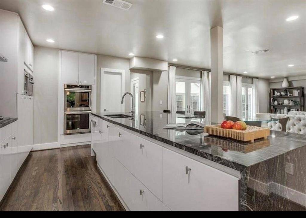 Highland Park, TX 75205,4558 Rheims Place