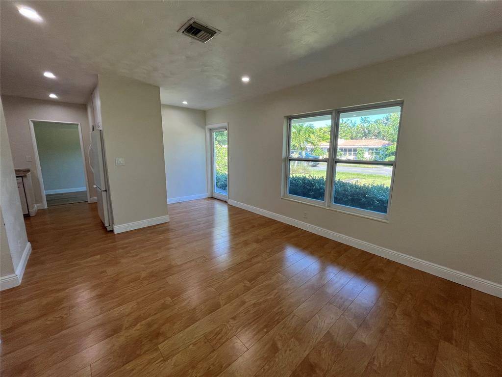 Fort Lauderdale, FL 33305,1636 NE 18th St